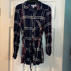Small maternity shirt